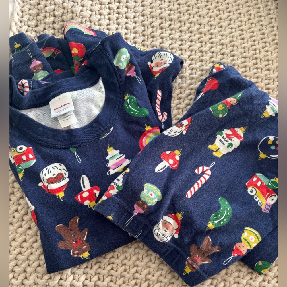 Hanna Andersson Heirloom Ornaments Holiday Print Pajamas - Navy - Picture 2 of 6